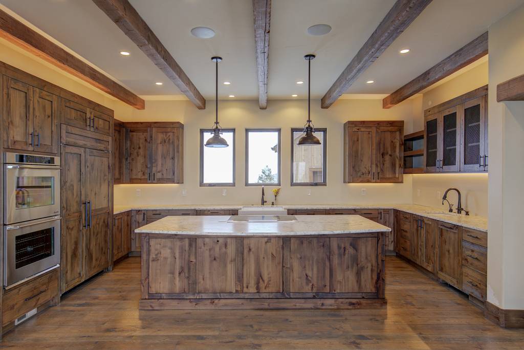 Rustic alder kitchen