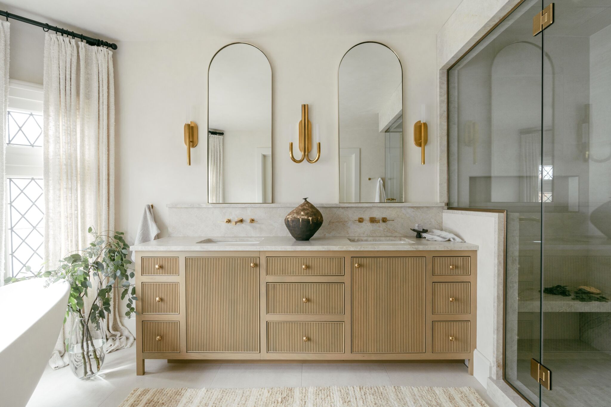 custom alder bath vanity 80110